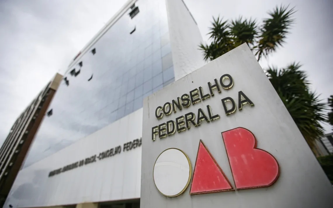 OAB, Conselho Federal da OAB, entidade que busca congregar advogados