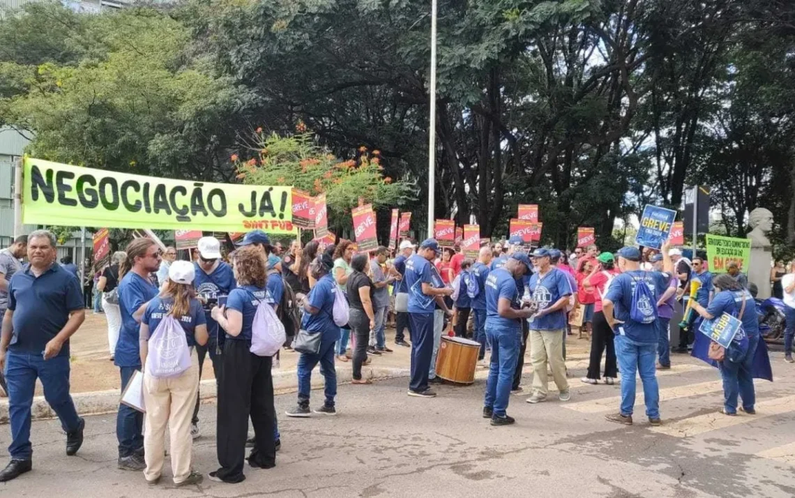 greves, greves pública, greves no setor, paralisações de trabalho, greves públicas;